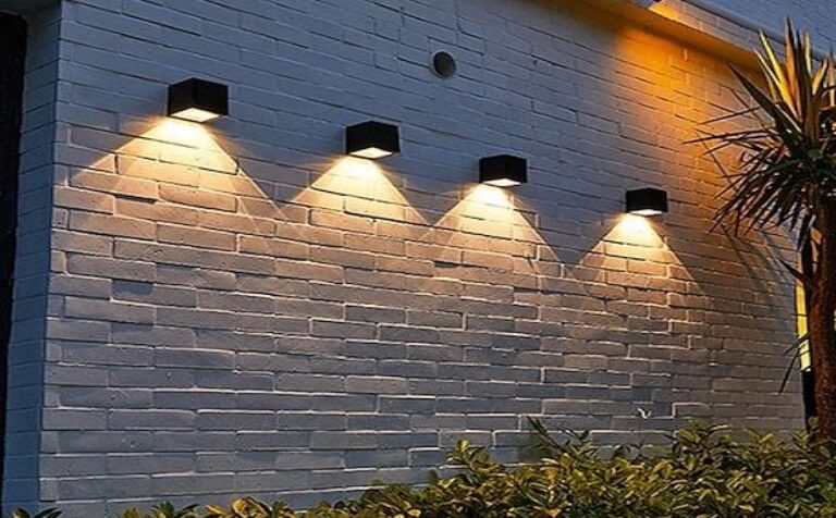 Outdoor Wall Lights