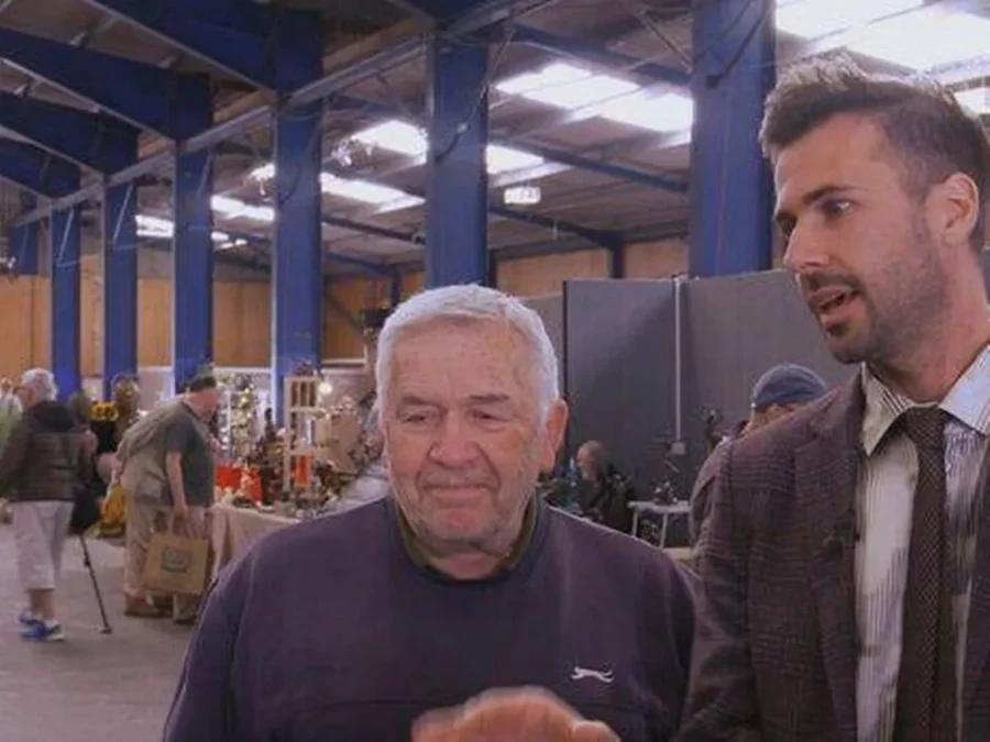 Bargain Hunt Stuart Withers