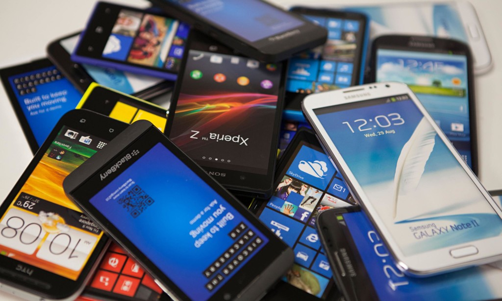 The Evolution of Mobile Technology: How Smartphones and Smart Plans Are Reshaping Our Digital Lives Mobile Technology