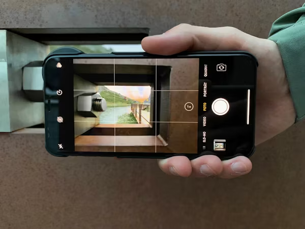 The Evolution of Mobile Technology: How Smartphones and Smart Plans Are Reshaping Our Digital Lives