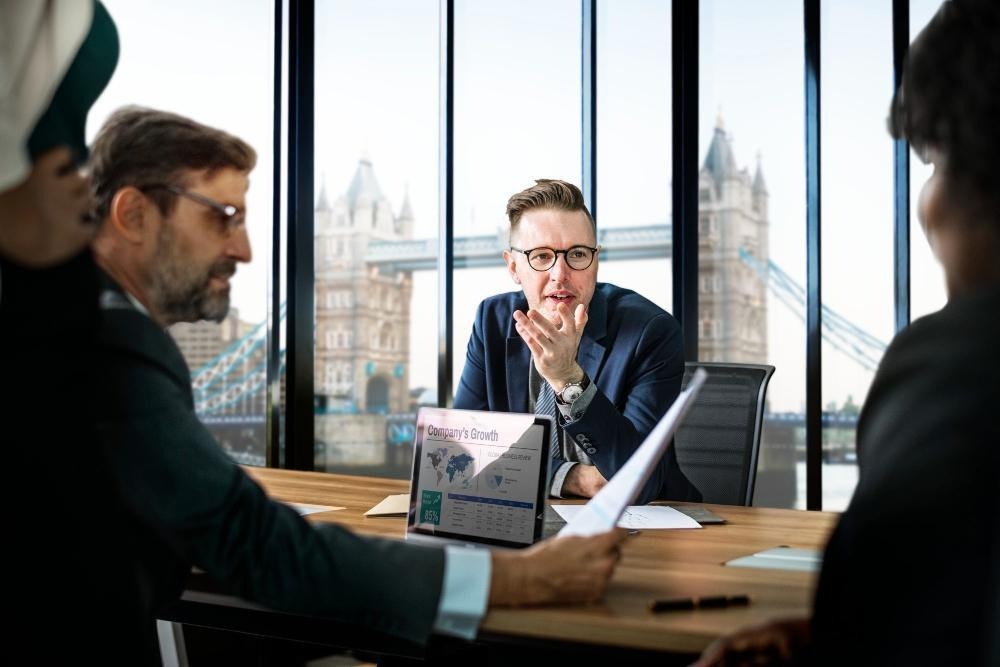 A Comprehensive Guide To How To Manage A Business In The UK A Comprehensive Guide To How To Manage A Business In The UK